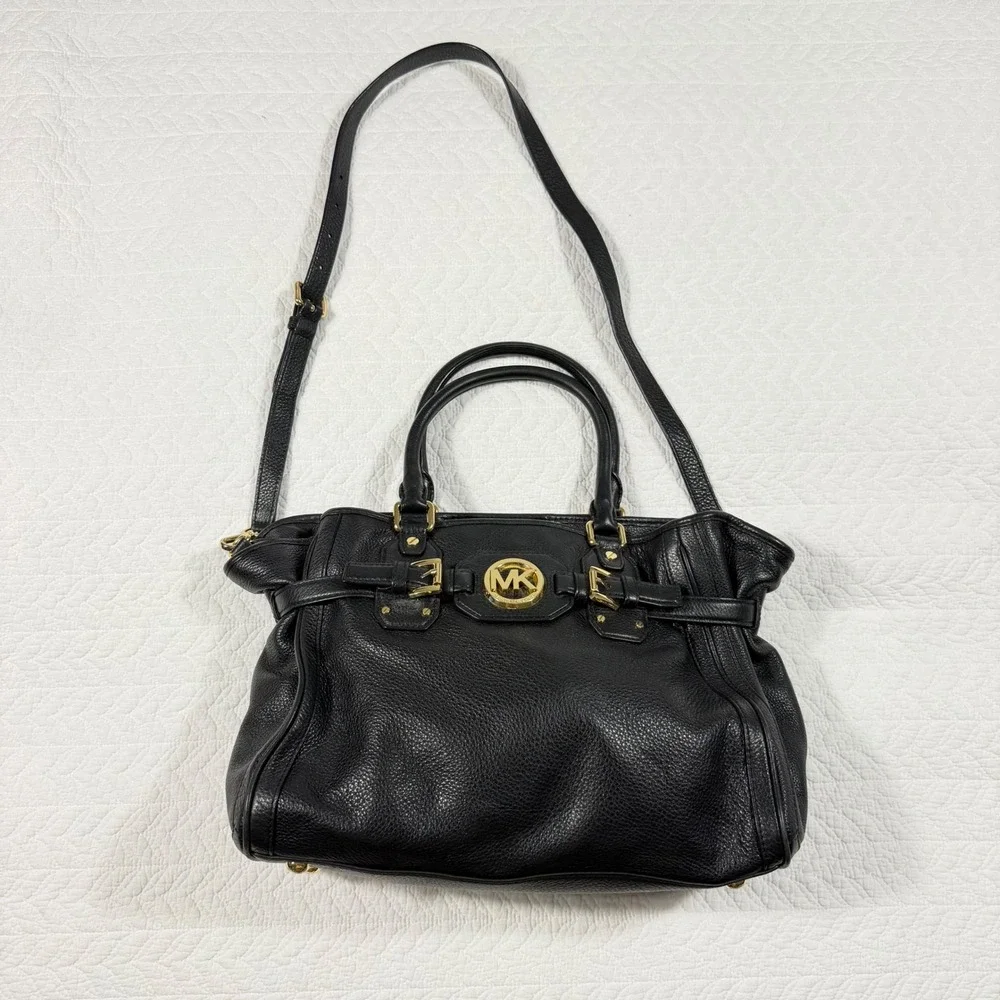 Michael Kors Satchel Handbag Bedford Womens Black Pebbled Leather Gold Logo GUC